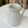 Кувшин-молочник из керамики белый с фактурой Fabrica (предпросмотр)